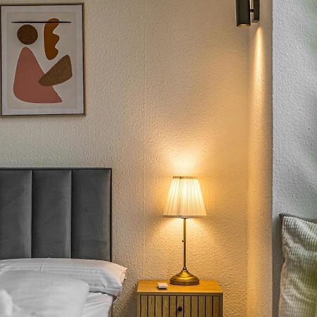 Ruhige Und Stilvolle Wohnung Am Clara-Zetkin-Park Λειψία Εξωτερικό φωτογραφία