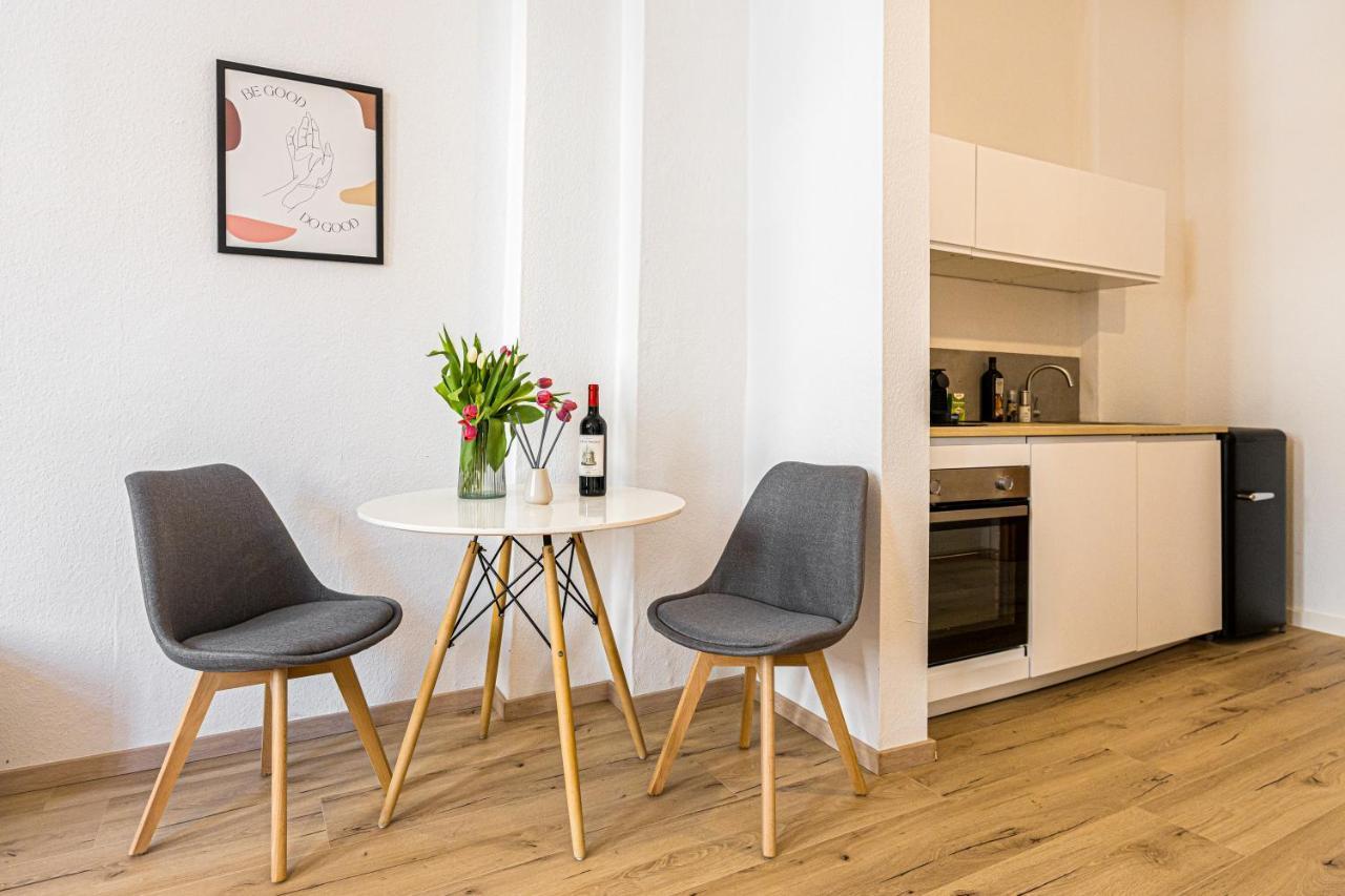 Ruhige Und Stilvolle Wohnung Am Clara-Zetkin-Park Λειψία Εξωτερικό φωτογραφία