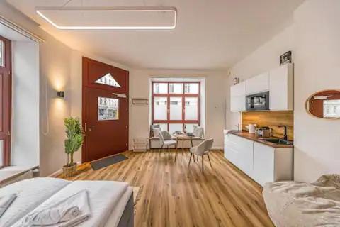 Ruhige Und Stilvolle Wohnung Am Clara-Zetkin-Park Λειψία Εξωτερικό φωτογραφία